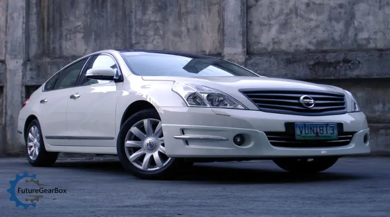 راهنمای تخصصی تعمیر گیربکس اتوماتیک نیسان تیانا (CVT). با مشکلات رایج، علائم خرابی، هزینه تعمیرات و راهکارهای کلیدی برای گیربکس تیانا آشنا شوید.