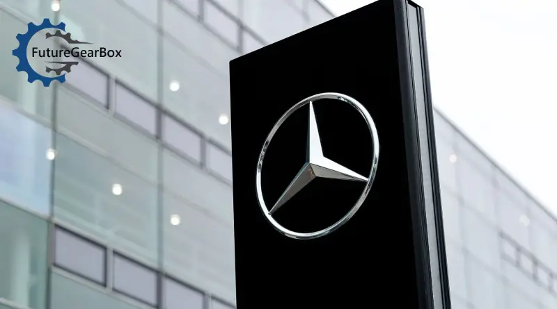 راهنمای تخصصی و کامل تعمیر گیربکس اتوماتیک مرسدس بنز (5G, 7G, 9G-Tronic). با مشکلات رایج کلاس C, E, S، خرابی کانداکتور پلیت و هزینه تعمیرات آشنا شوید.